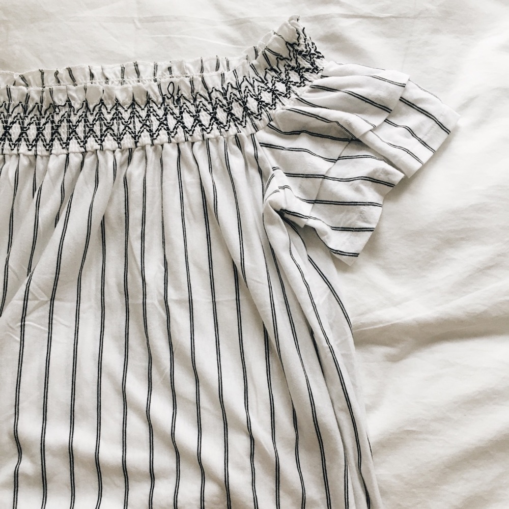 AEO Off-the-Shoulder Top